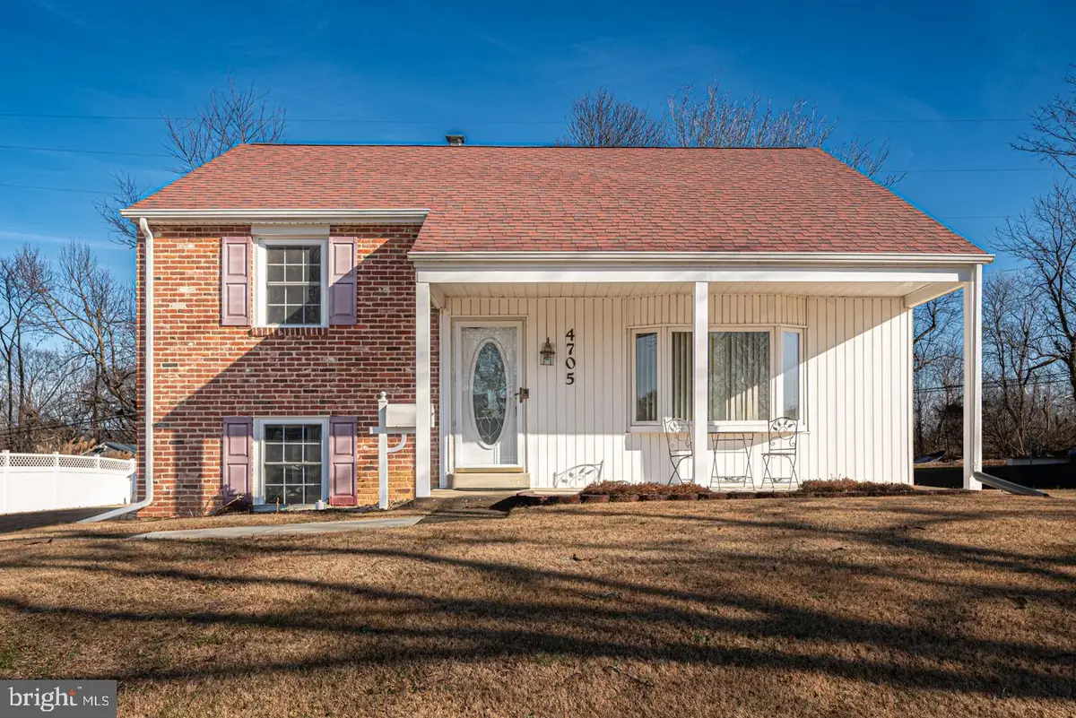 4705 Park Ln, Aston, PA 19014 - Image #1