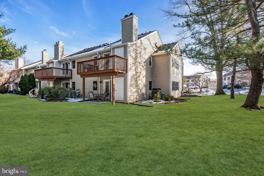 102 Meadow Ct #102, Glen Mills, PA 19342 - Image #3