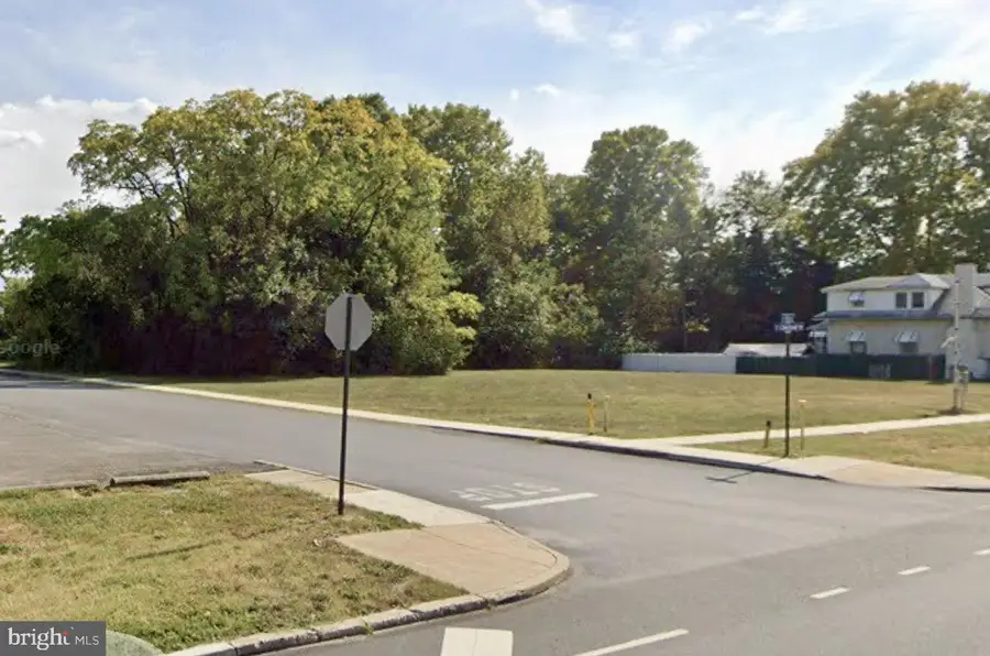 9th & Chestnut, Trainer, PA 19061 - Image #3