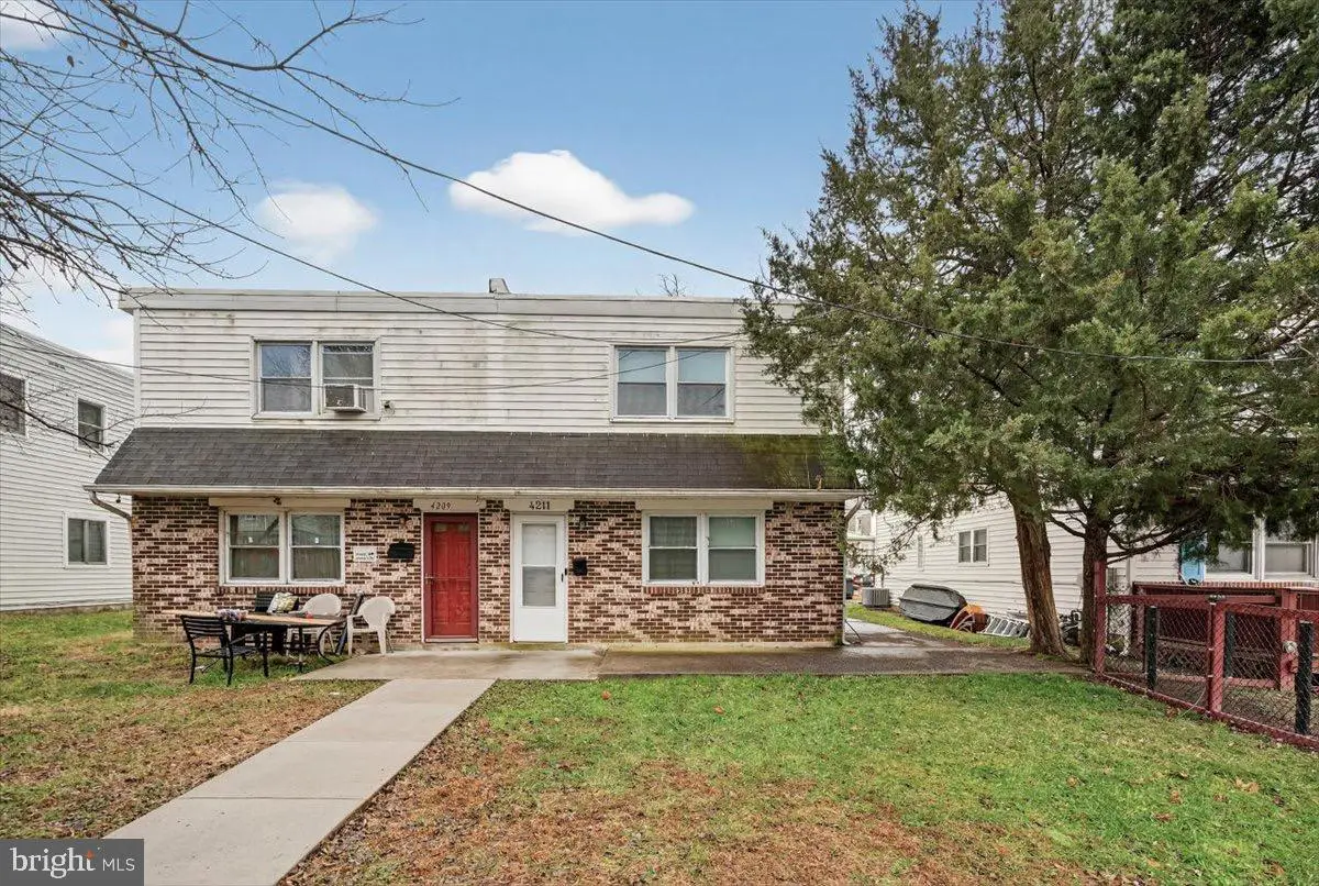 4211 W 5th St, Marcus Hook, PA 19061 - Image #1