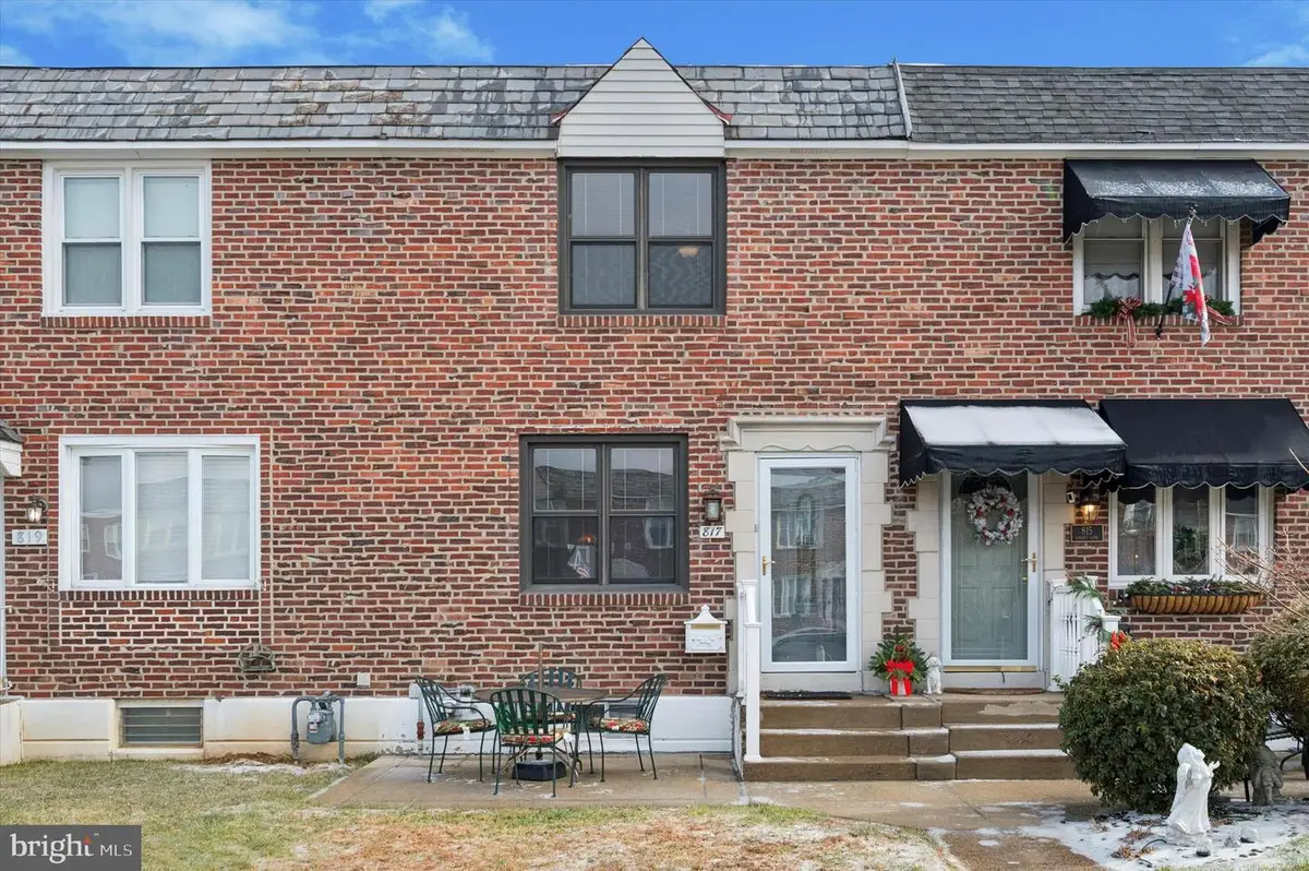 817 Surrey Ln, Glenolden, PA 19036 - Image #1