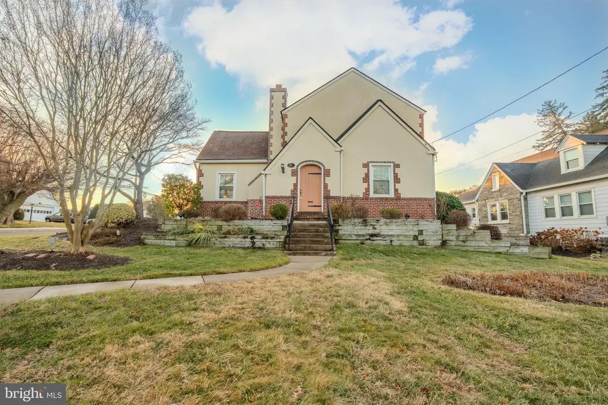 101 W Hillcrest Ave, Havertown, PA 19083 - Image #1