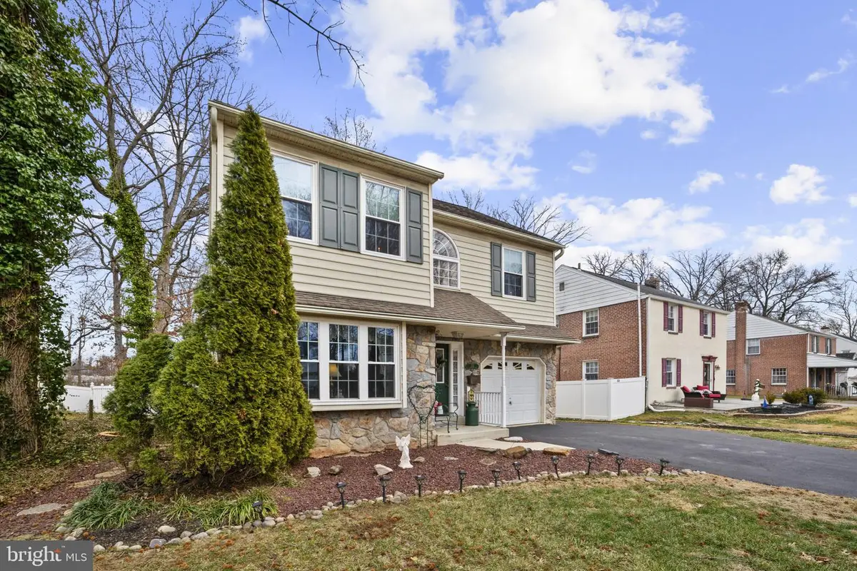 211 S Norwinden Dr, Springfield, PA 19064 - Image #1