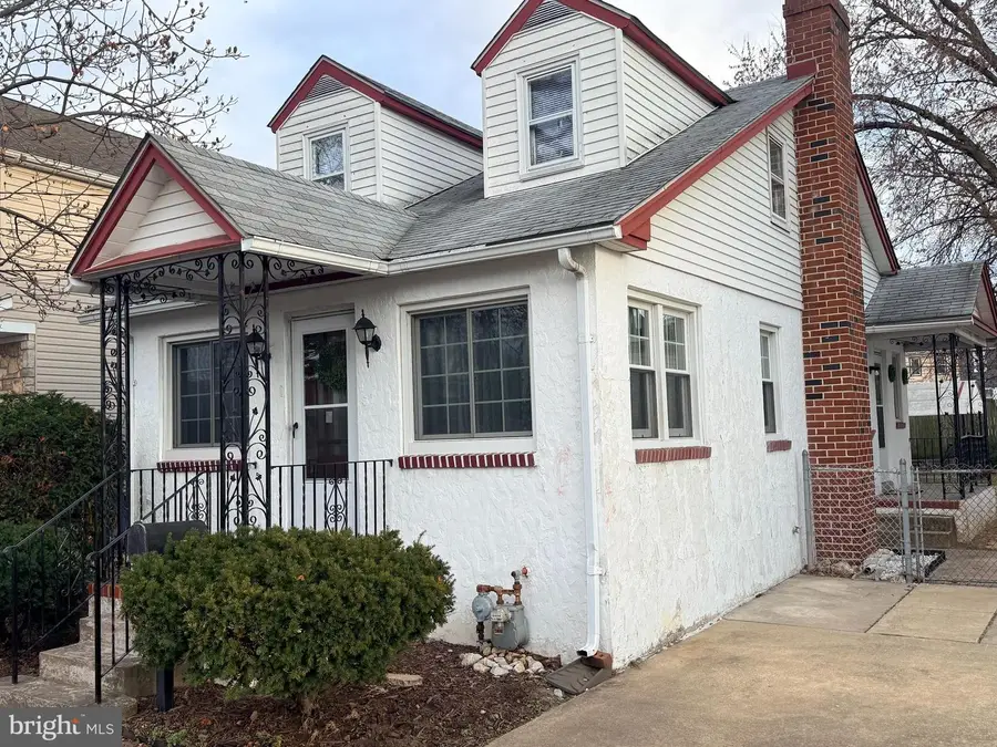 335 Pontiac St, Essington, PA 19029 - Image #2