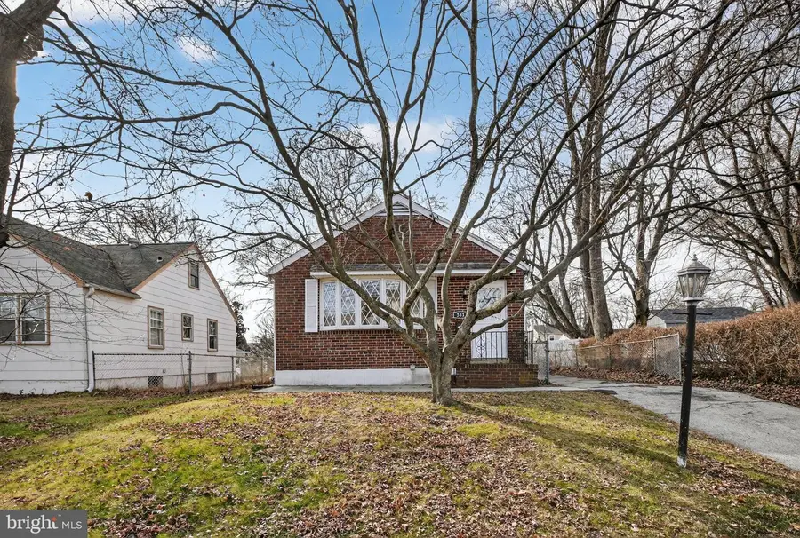 351 Lawnton Ter, Holmes, PA 19043 - Image #2