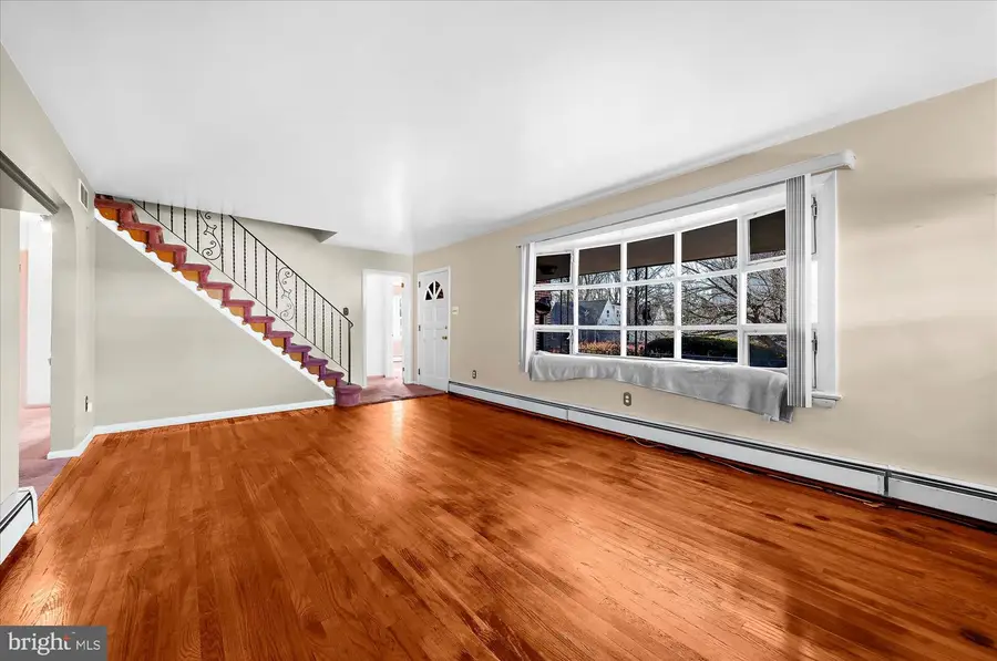 303 Perry St, Ridley Park, PA 19078 - #3