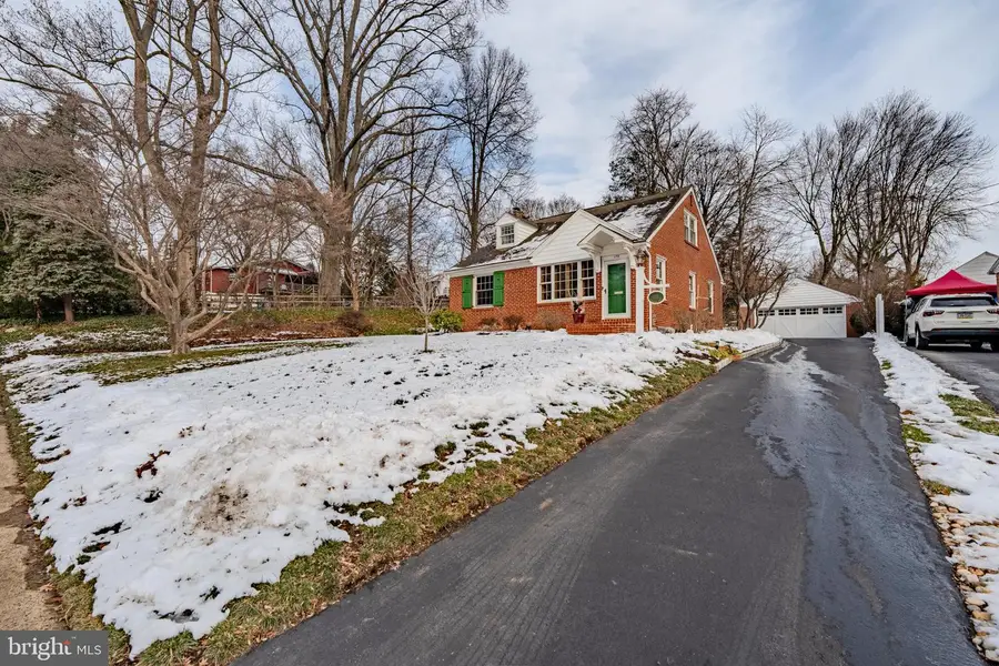 173 Hillview Dr, Springfield, PA 19064 - Image #2