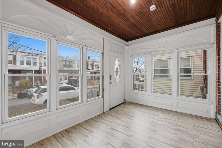 7 Rhodes Ave, Collingdale, PA 19023 - #2