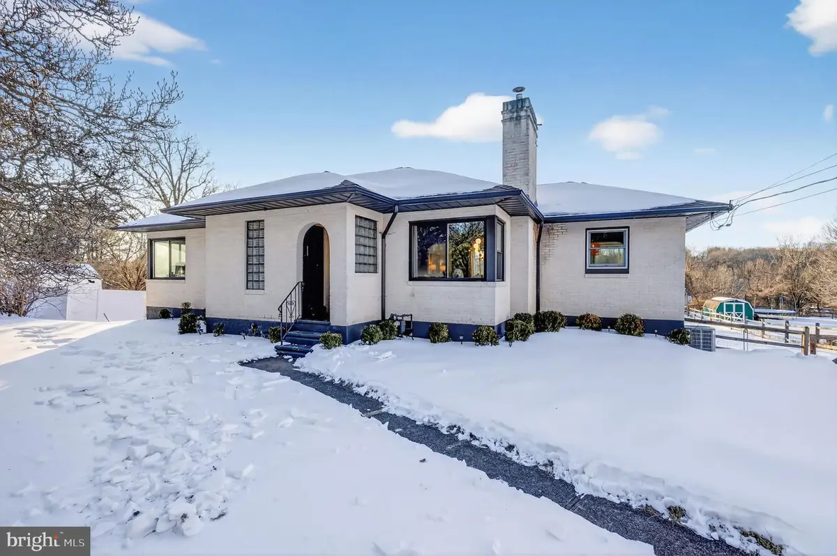 711 W Brookhaven Rd, Wallingford, PA 19086 - #1