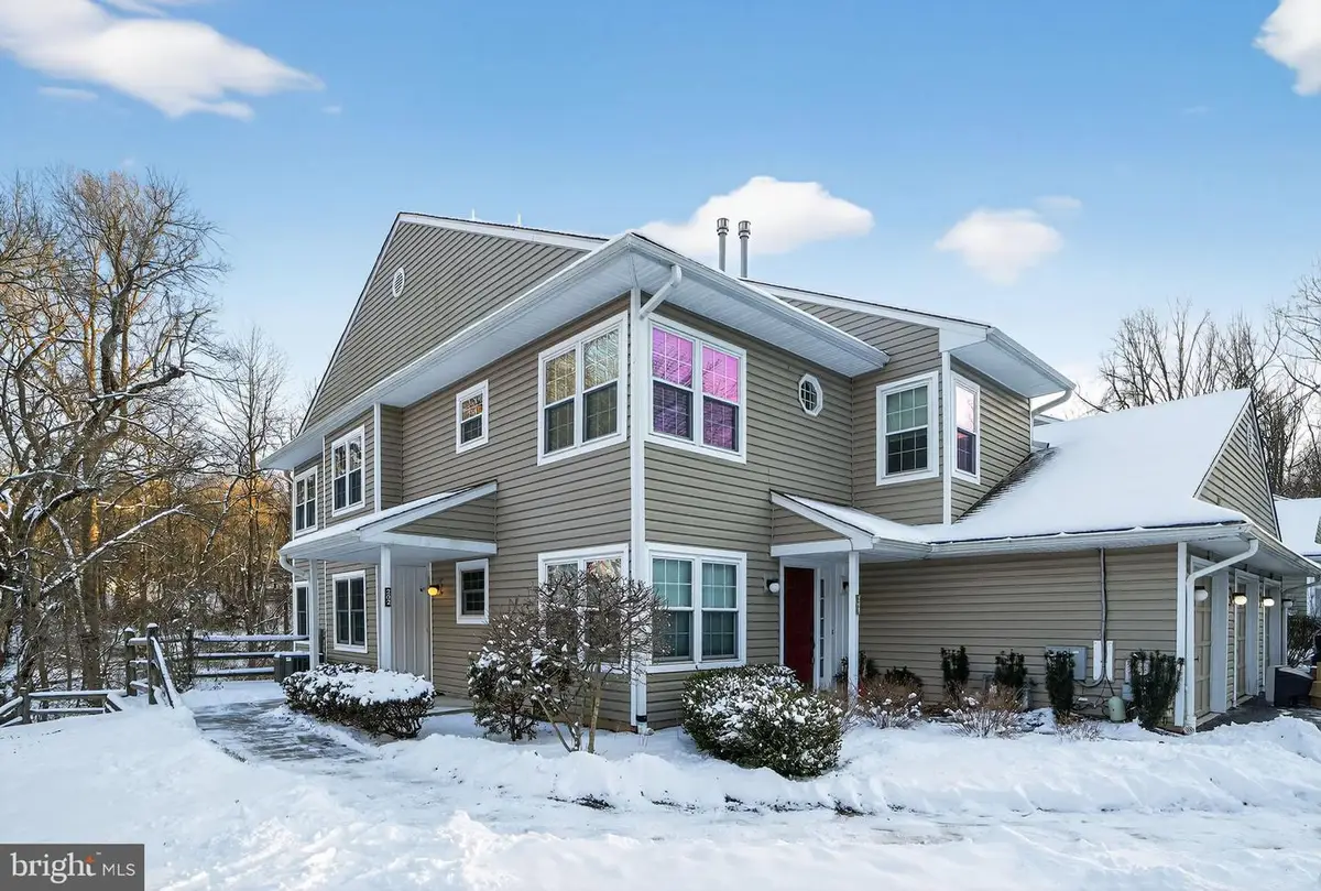 202 Nottingham Ct #202, Glen Mills, PA 19342 - #1