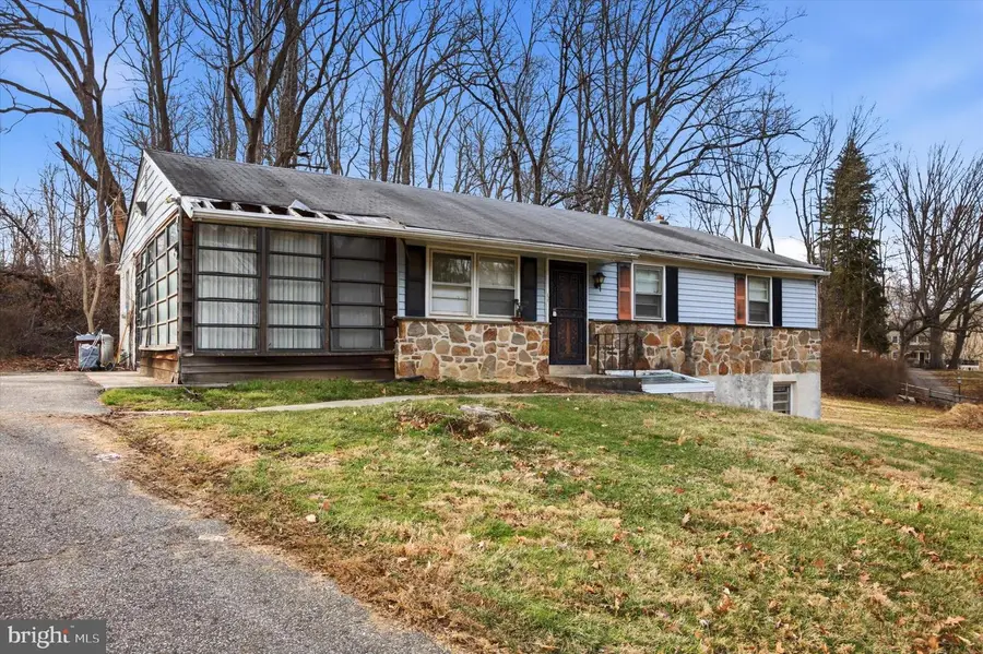 129 Locksley Rd, Glen Mills, PA 19342 - #3