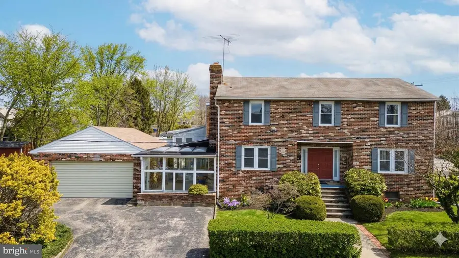 856 Martin Ave, Bryn Mawr, PA 19010 - #2