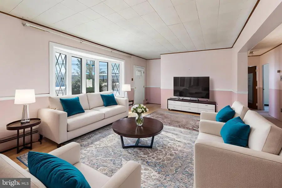 161 Fairmount Ave, Ridley Park, PA 19078 - #2