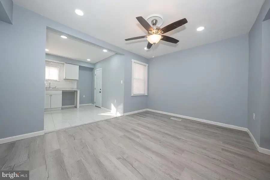 7218 Radbourne Rd, Upper Darby, PA 19082 - #3