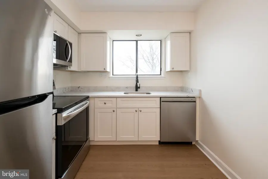 5200 Hilltop Dr #a-13, Brookhaven, PA 19015 - Image #3