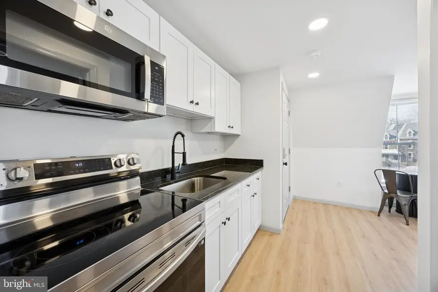 9 W Hinckley Ave, Ridley Park, PA 19078 - #3