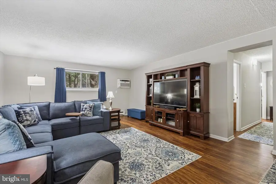 400 Glendale Rd #13, Havertown, PA 19083 - #3