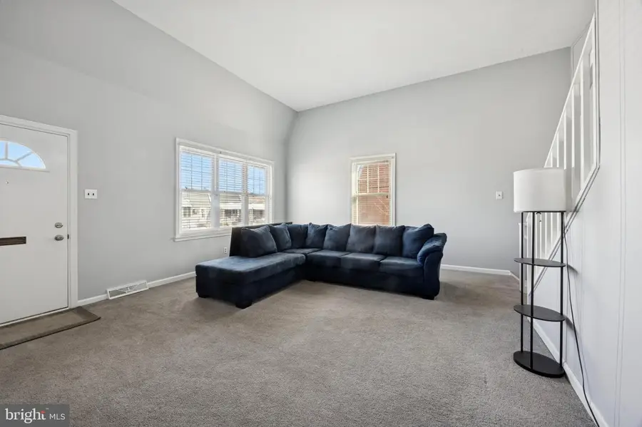 1542 Summit St, Marcus Hook, PA 19061 - #3