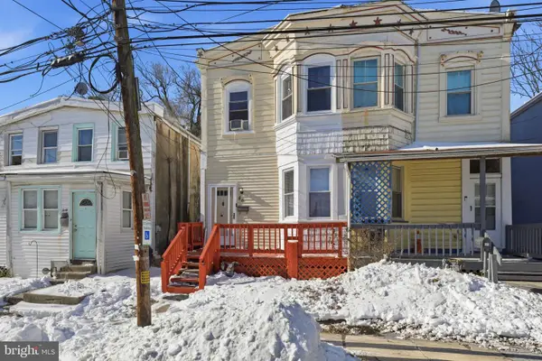 46 S Maple Ave, LANSDOWNE, PA 19050