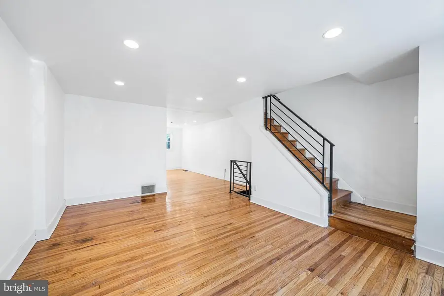 1196 Taylor Dr, Folcroft, PA 19032 - #2