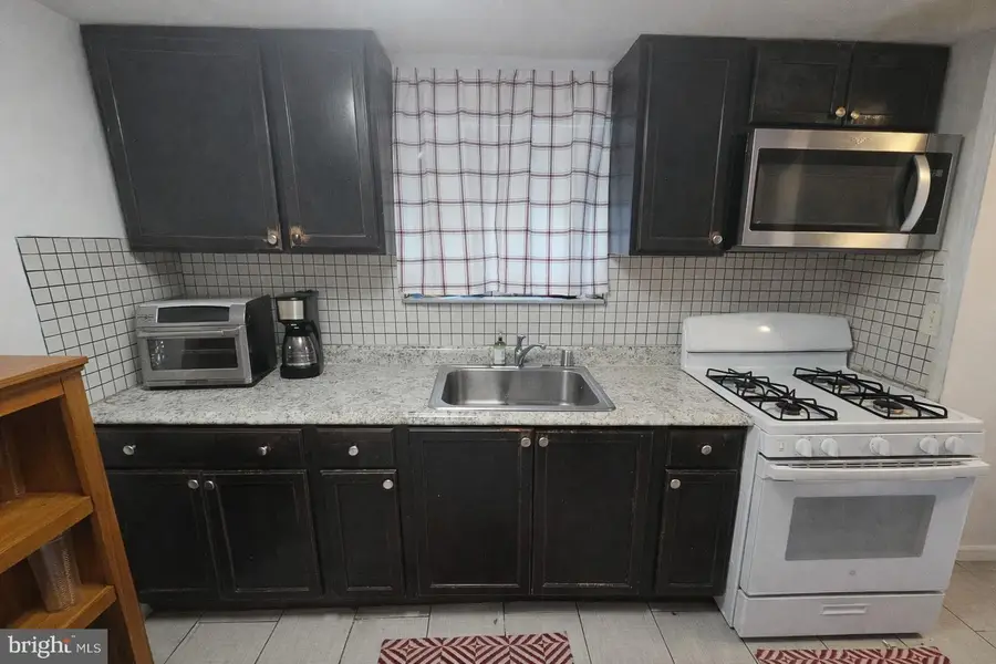 1436 Perkins St, Chester, PA 19013 - Image #2