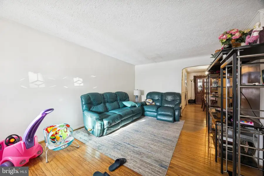 1053 Taylor Dr, Folcroft, PA 19032 - #3