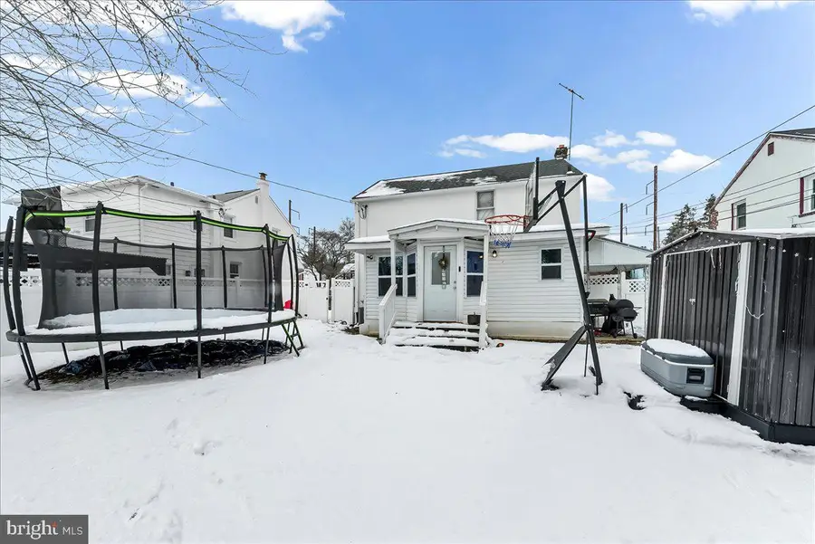 1020 Edgerton Rd, Secane, PA 19018 - #3