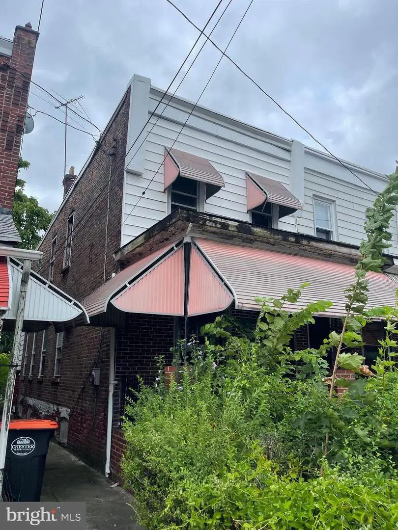 708 Jeffrey St, Chester, PA 19013 - #1