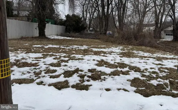 202-203 Sycamore Ave, MORTON, PA 19070