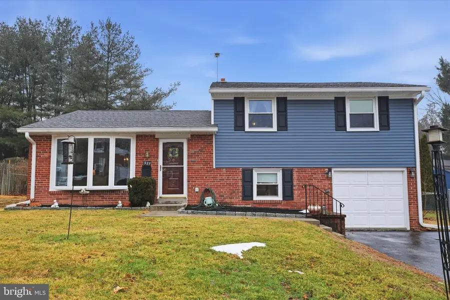 327 Netherington Dr, Broomall, PA 19008 - #2