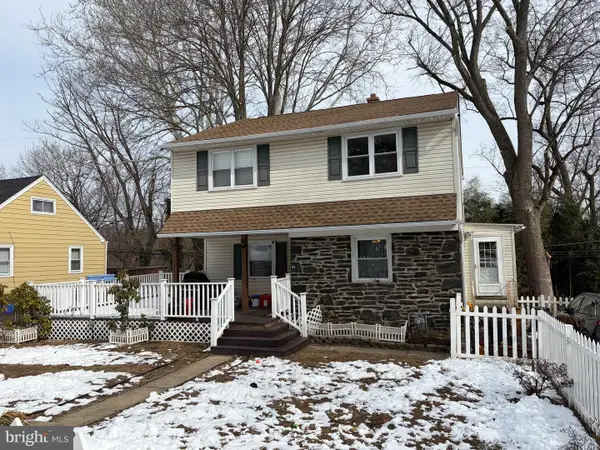 84 Mildred Ln, ASTON, PA 19014