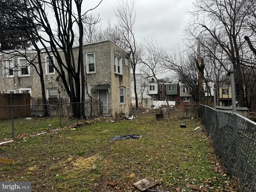 106 N 2nd St, Darby, PA 19023 - #2