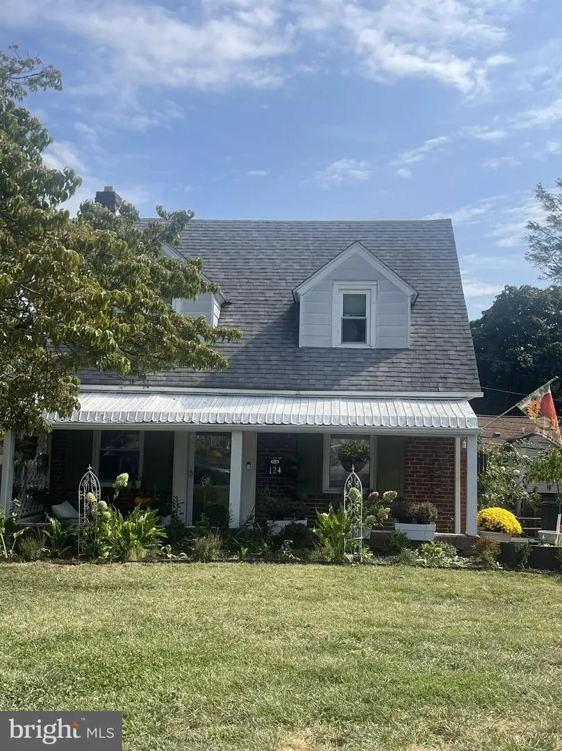124 Belmont Ave, Folsom, PA 19033 - #1