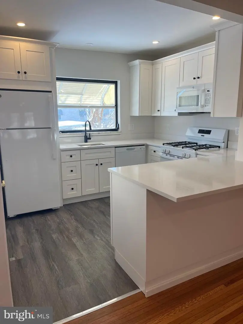 151 N Carol Blvd, Upper Darby, PA 19082 - #1