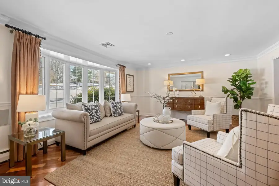 3663 Wyola Dr, Newtown Square, PA 19073 - #3