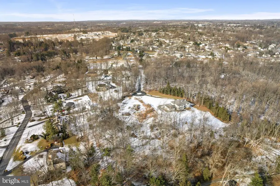 3882 Gradyville Rd, Newtown Square, PA 19073 - #2