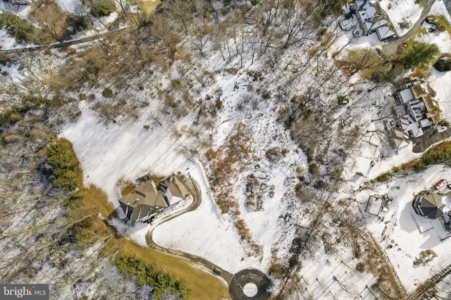 3882 Gradyville Rd, Newtown Square, PA 19073 - #3