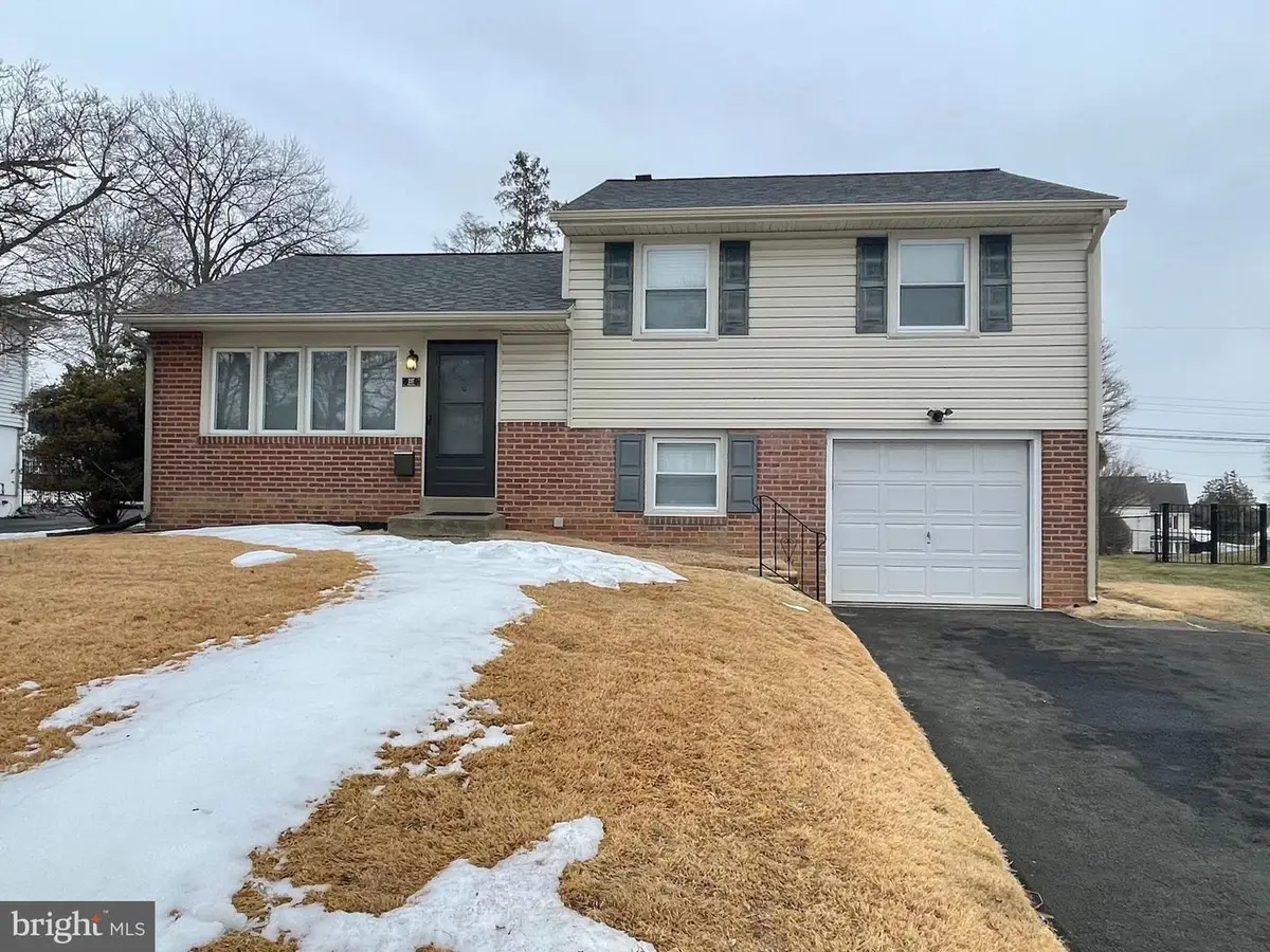 237 Talbot Dr, Broomall, PA 19008 - #1