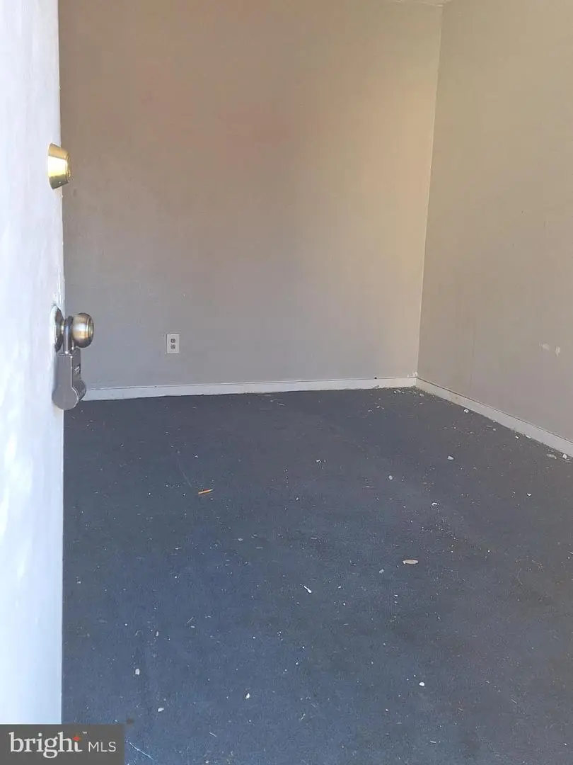 919 Sharon Ave, Sharon Hill, PA 19079 - #2