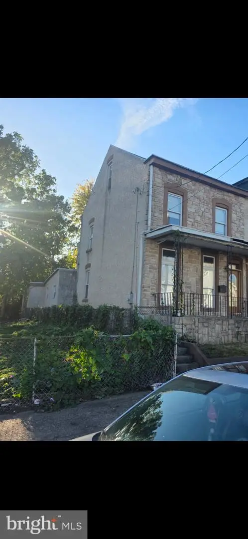 350 Parker St, Chester, PA 19013 - #2