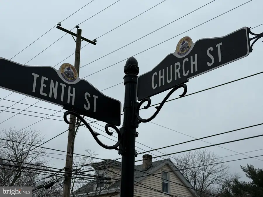 220 10th St, Brookhaven, PA 19015 - #2