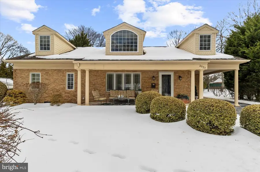 2037 Woodside Ln, Broomall, PA 19008 - #2