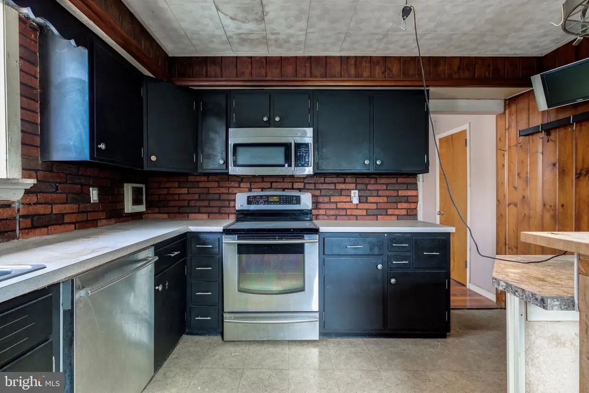 106 2nd Ave, Broomall, PA 19008 - #1