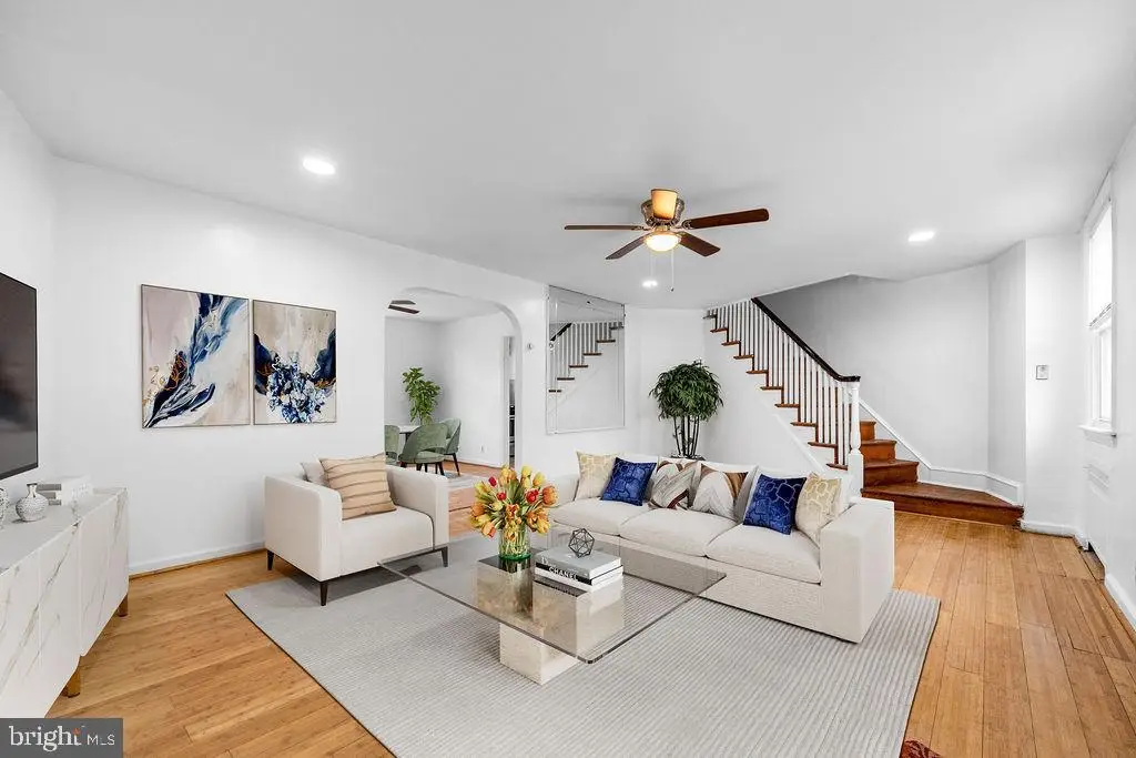 334 Wiltshire Rd, Upper Darby, PA 19082 - #1