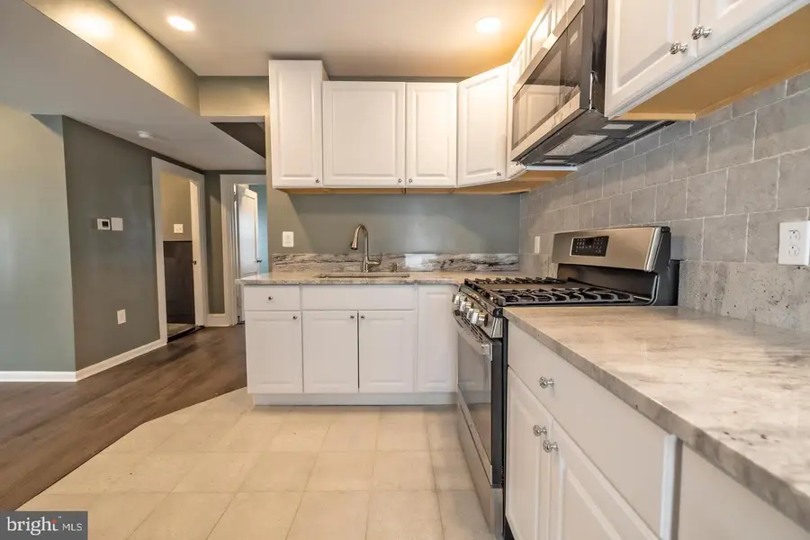 124 Main St, Darby, PA 19023 - #3