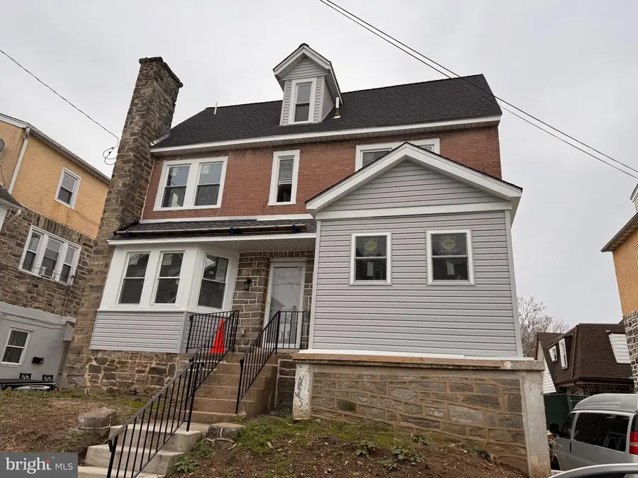 32 Kent Rd, Upper Darby, PA 19082 - #2