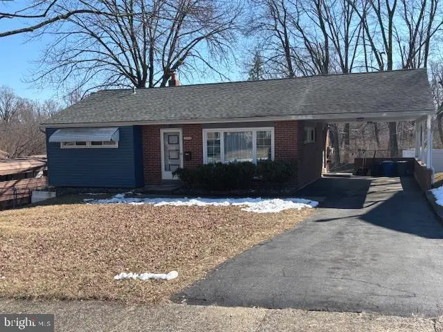 2213 S Lee Ln, Aston, PA 19014 - #1