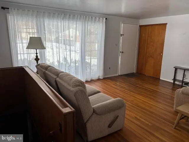 2213 S Lee Ln, Aston, PA 19014 - #3