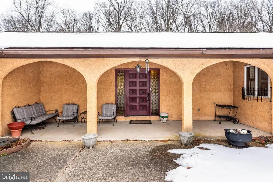 303 Crum Creek Ln, Newtown Square, PA 19073 - #3