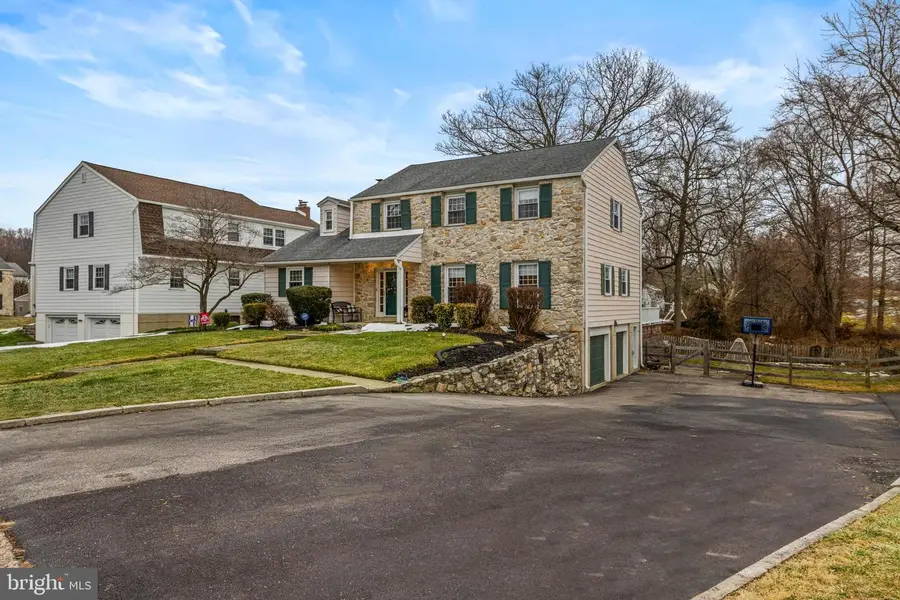 463 Foulke Ln, Springfield, PA 19064 - #2